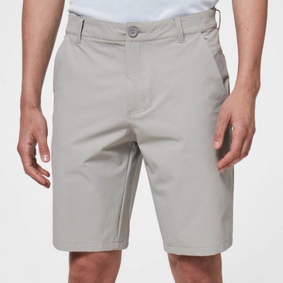 Oakley Take Pro Short 3.0 in Stone Gray - Picture 1 of 9